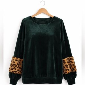 Lush Dark Green Velour Sweatshirt Leopard Sleeve Pullover Cozy Chic Small
